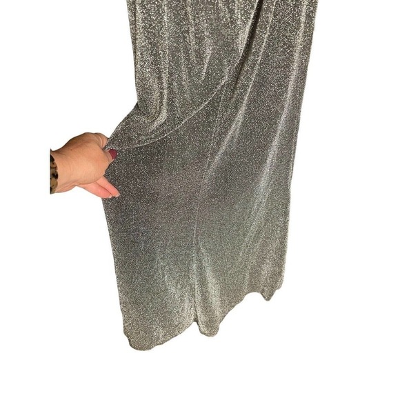 La Femme Metallic Shimmery Formal Gown High Slit Low Back Silver 0 Sexy HoCo - Picture 5 of 7